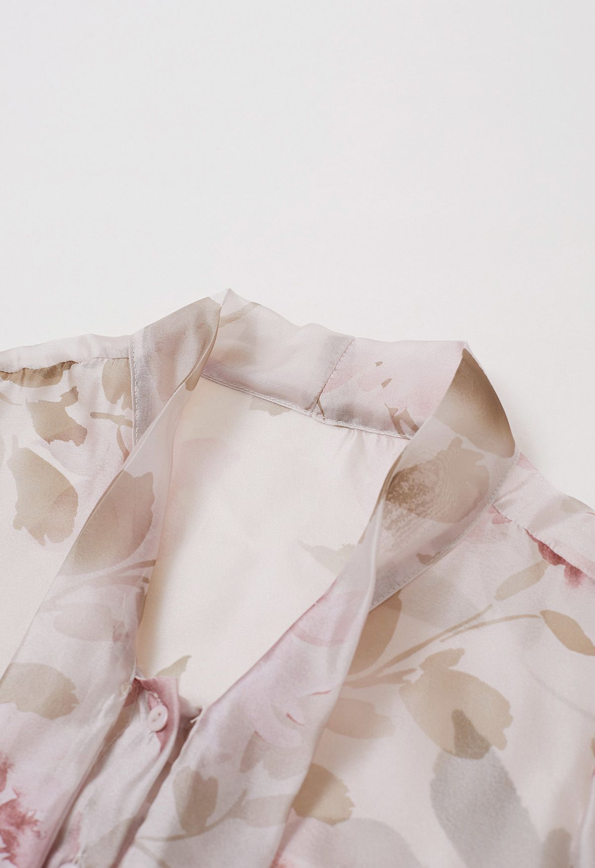 Chemise transparente à nœud floral et aquarelle passionnante en rose