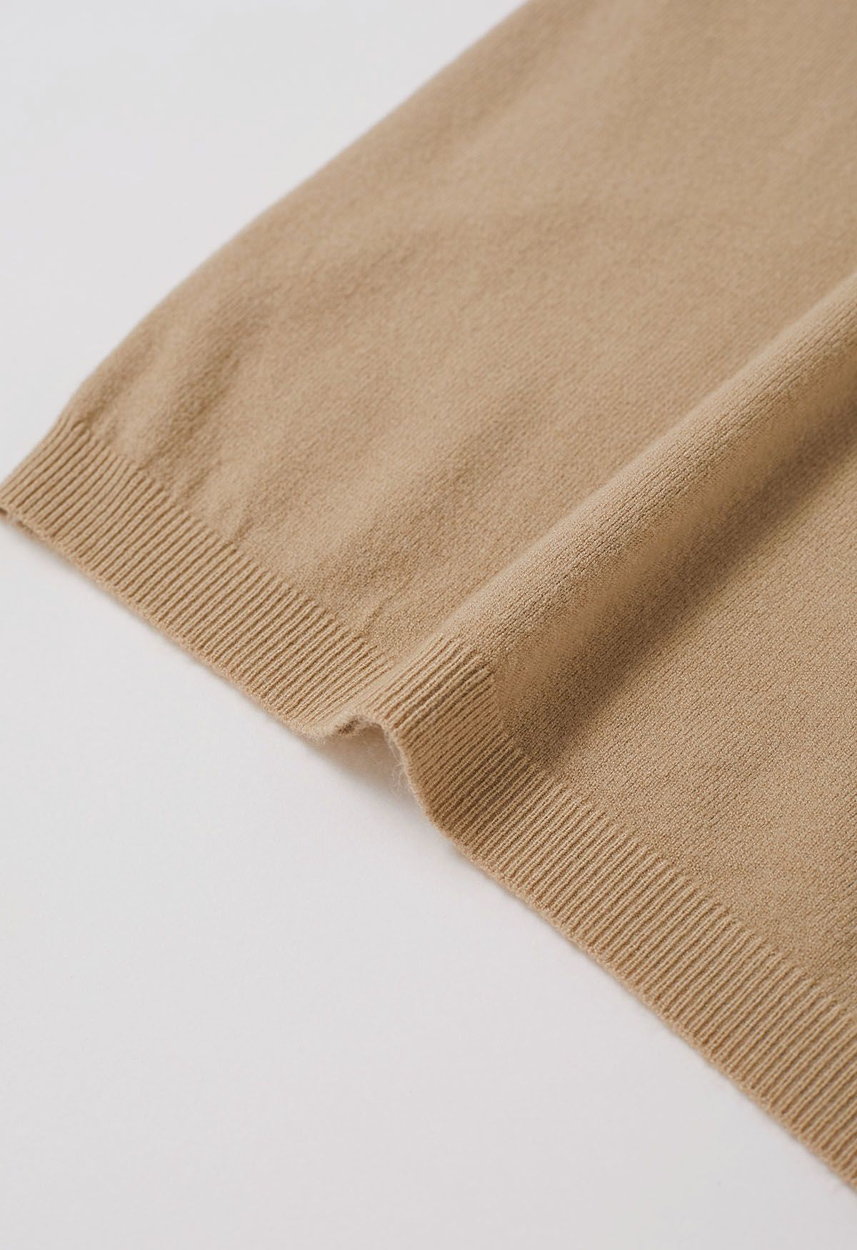 Haut en tricot à manches courtes de couleur unie, beige