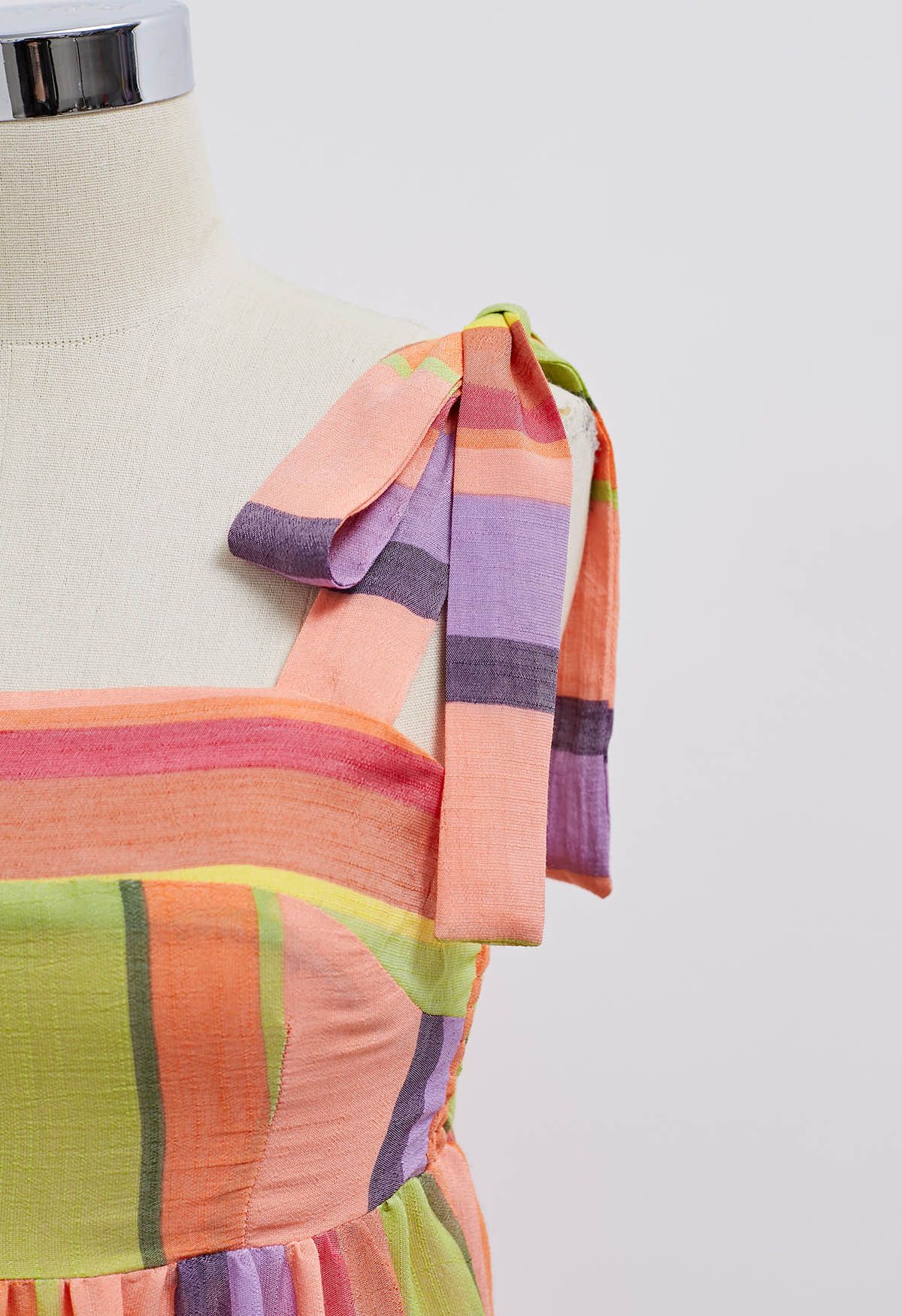 Summer Hues - Robe longue à rayures arc-en-ciel et bretelles nouées