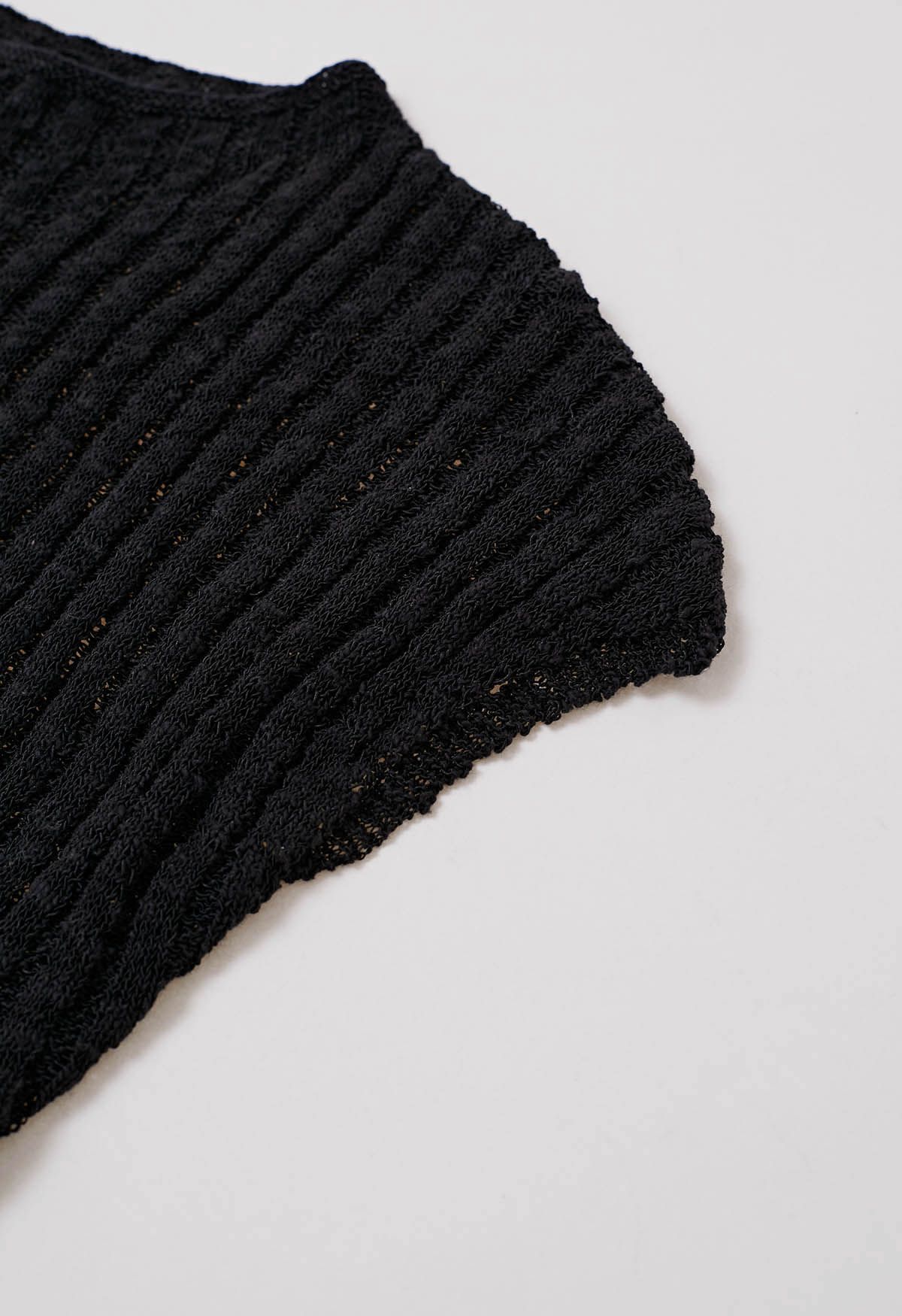 Haut basique en coton à mancherons en noir