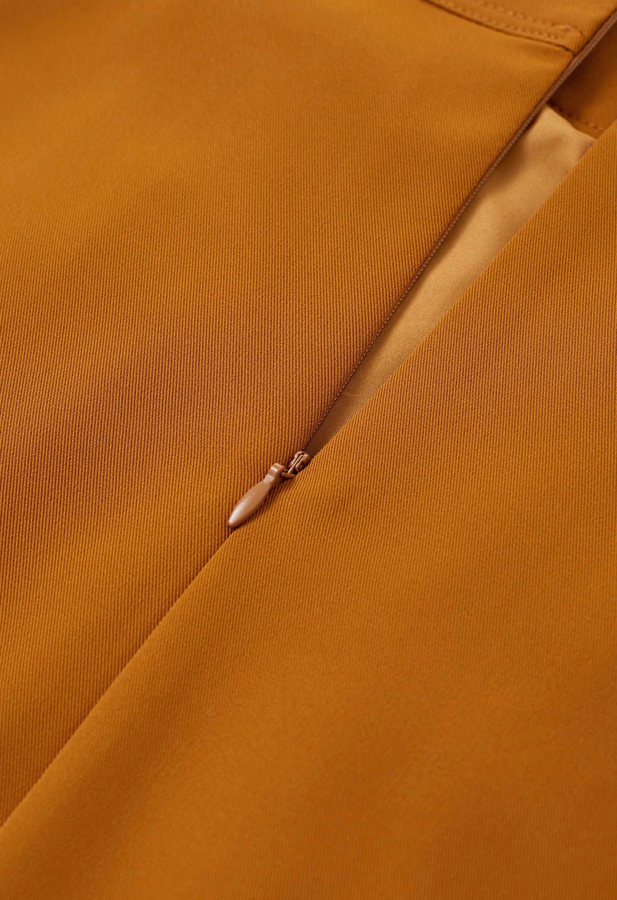Jupe mi-longue raffinée à ceinture plissée en orange