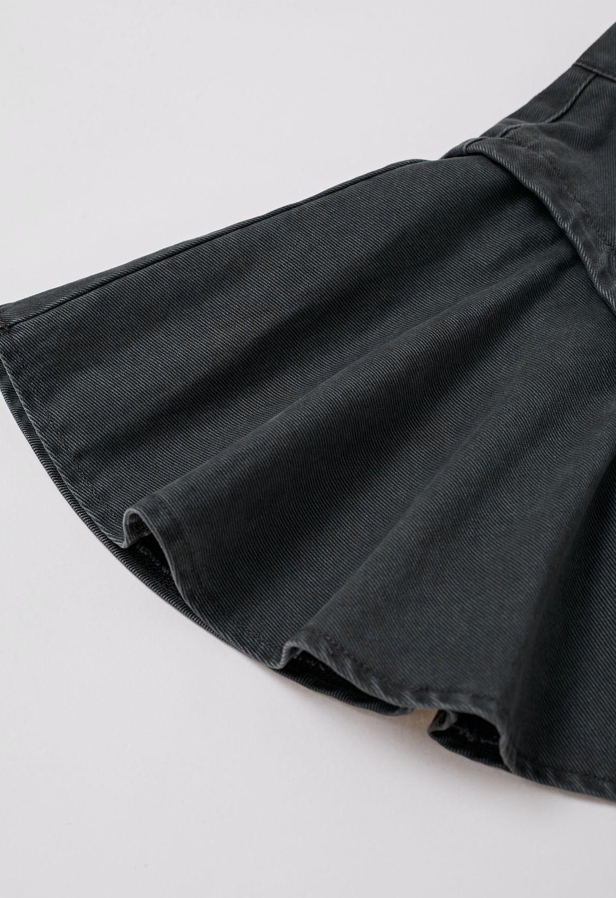 Mini-jupe évasée en jean au design distinctif, fumée