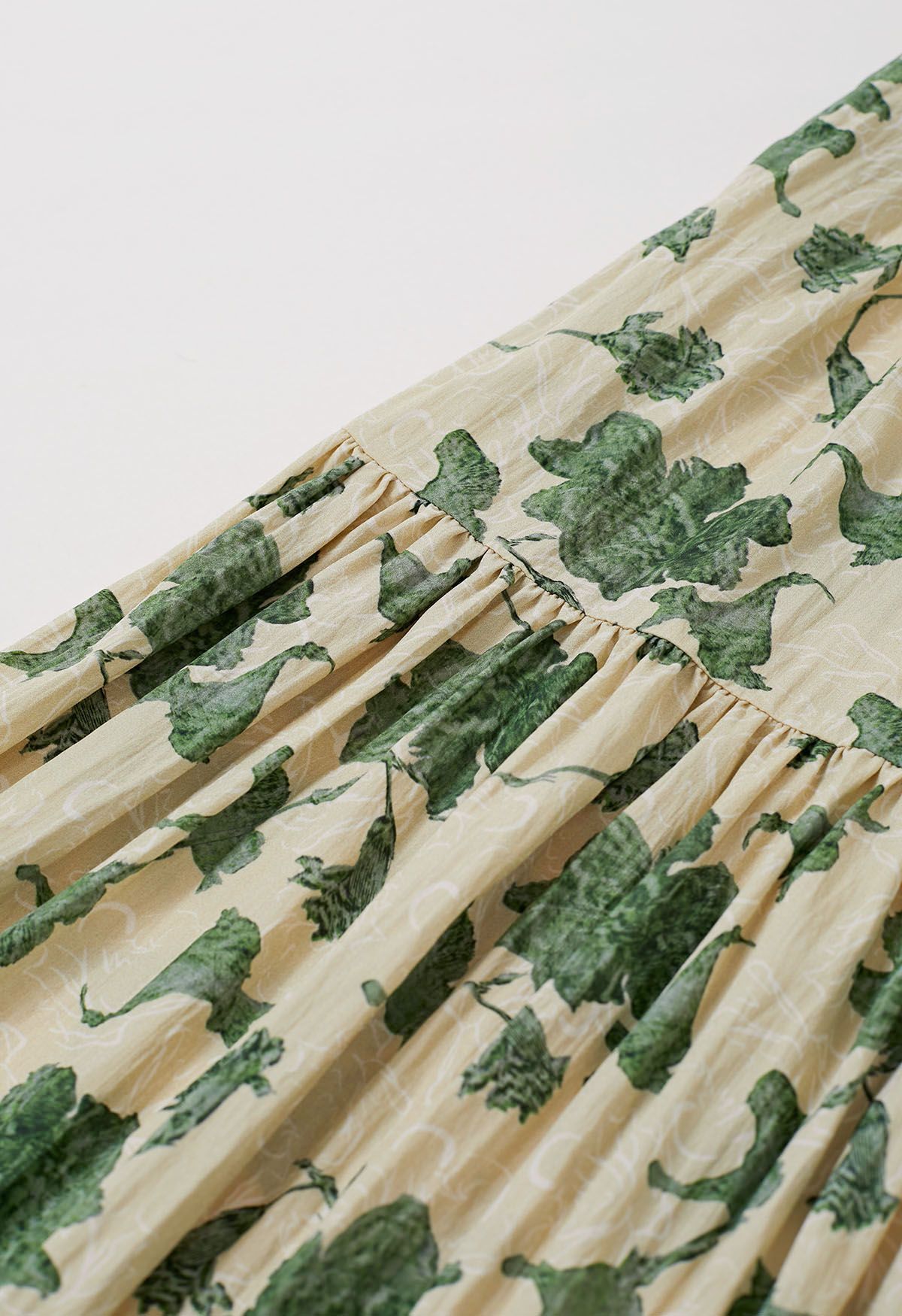 Robe longue caraco à imprimé floral en vert