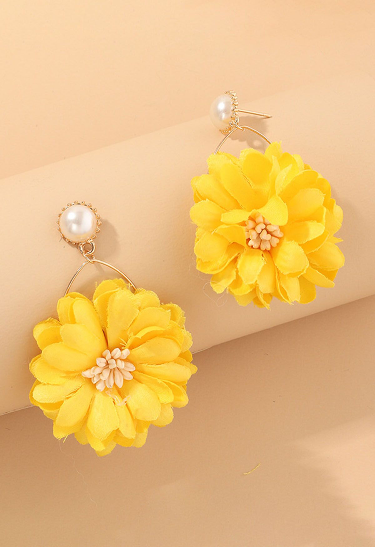 Boucles d'oreilles captivantes en perles de fleurs en jaune