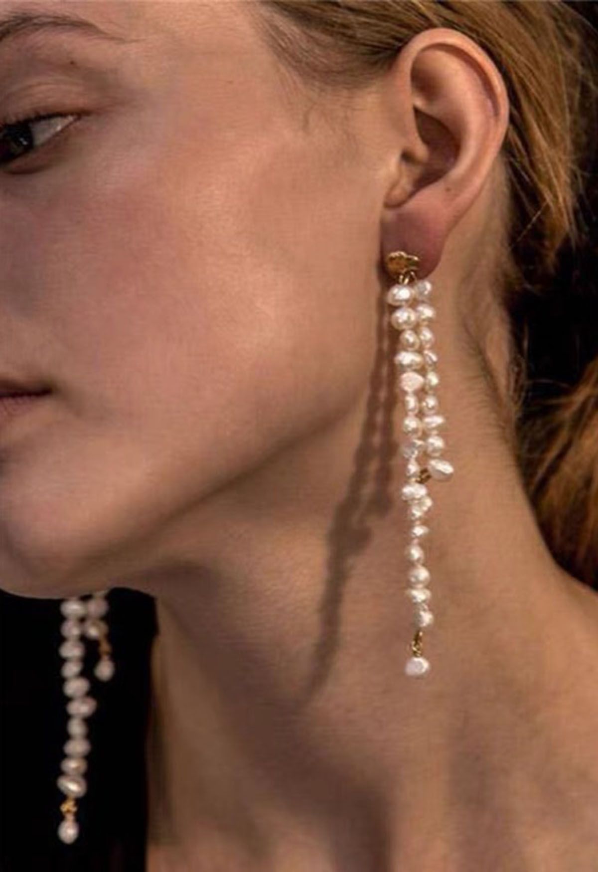 Pendants d'oreilles asymétriques en perles d'eau douce