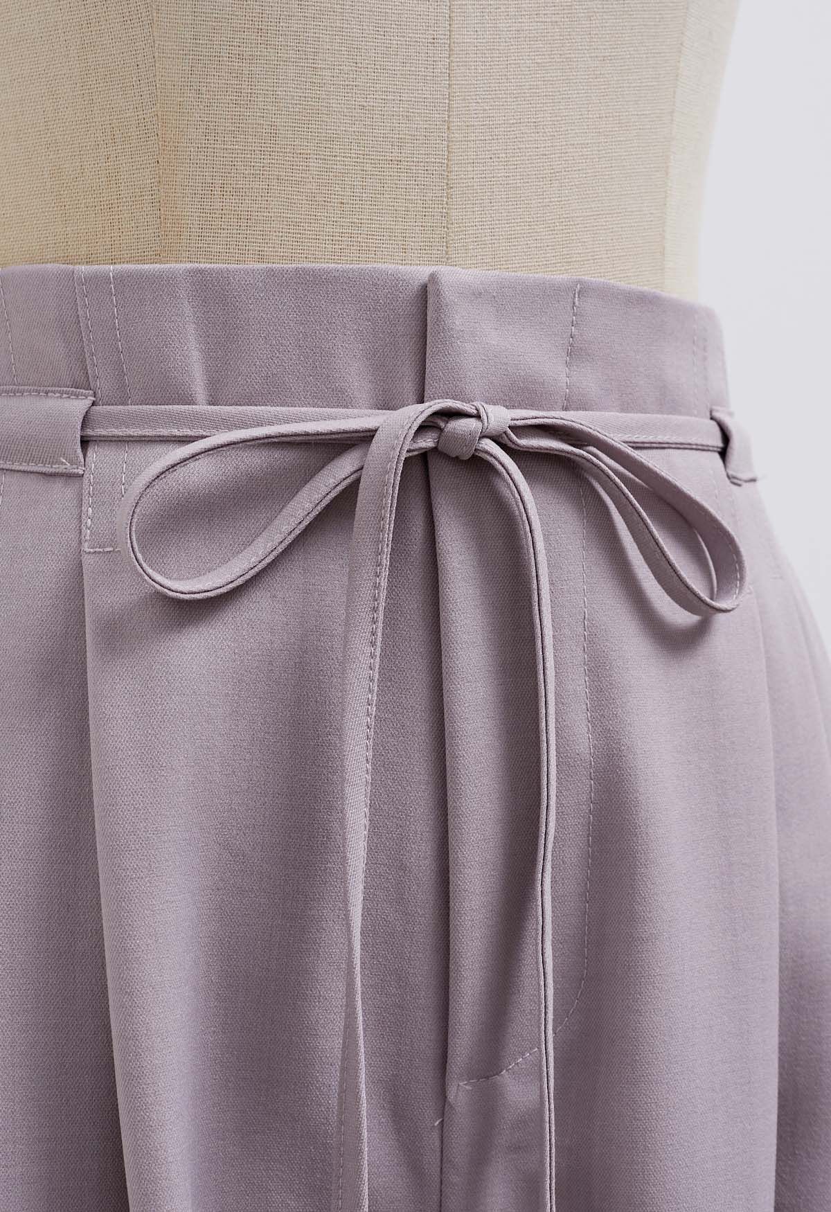 Pantalon large à plis et cordons à nouer en lilas
