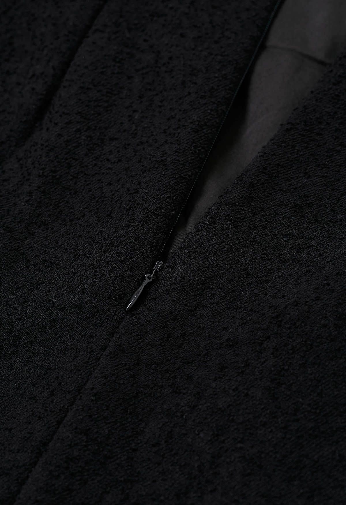 Robe caraco texturée à franges ludique en noir