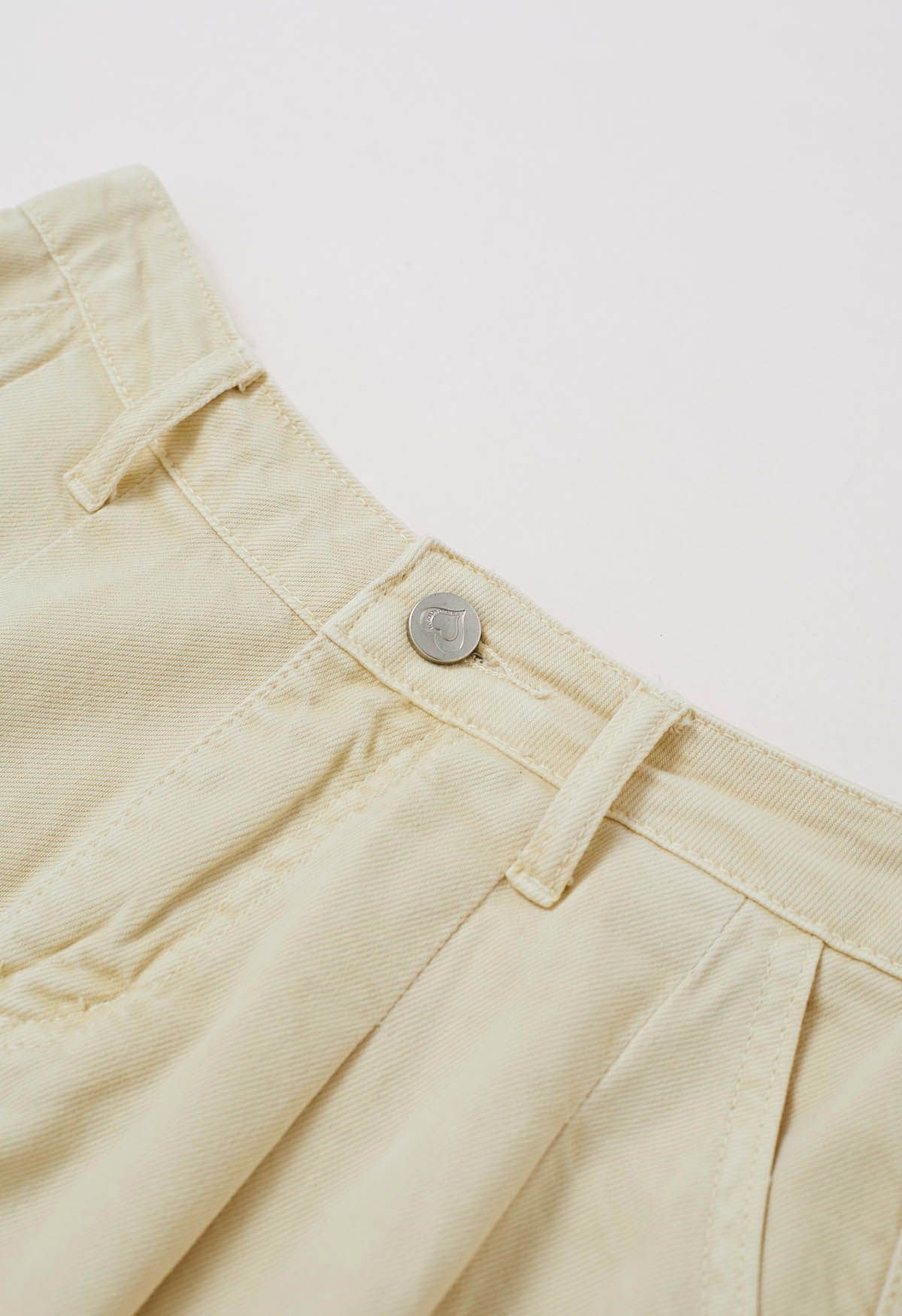 Short en jean à ceinture plissée Summer Staple en jaune clair