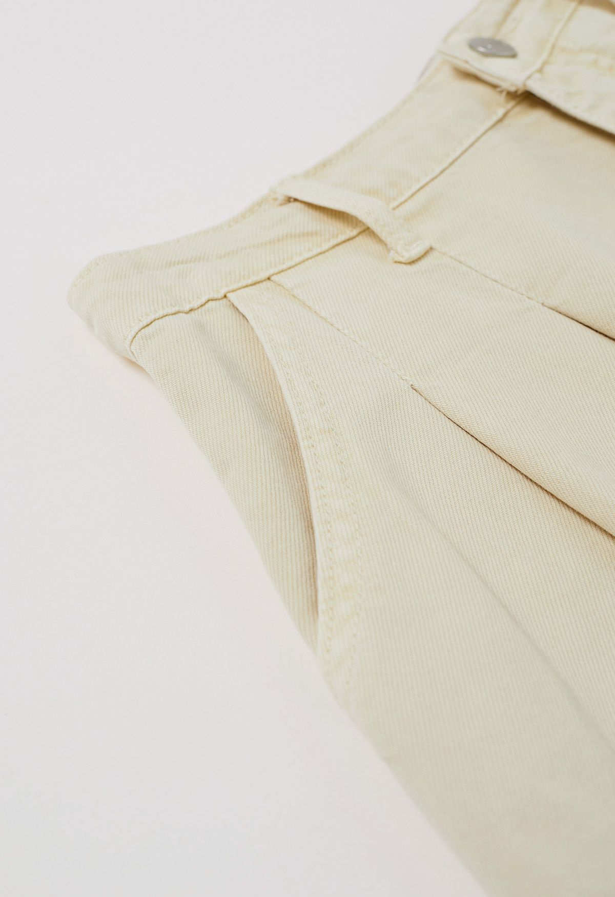 Short en jean à ceinture plissée Summer Staple en jaune clair