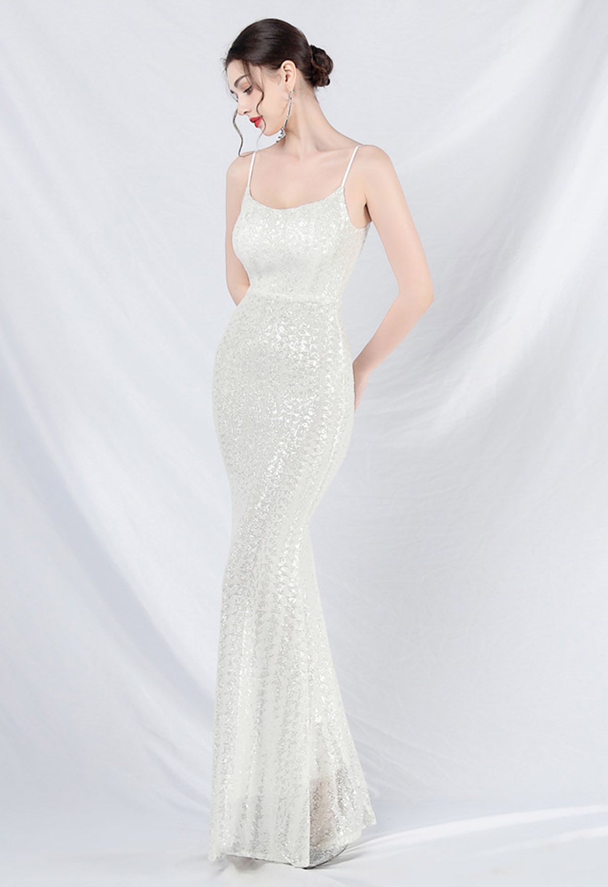 Robe caraco sirène à sequins de conte de fées en blanc