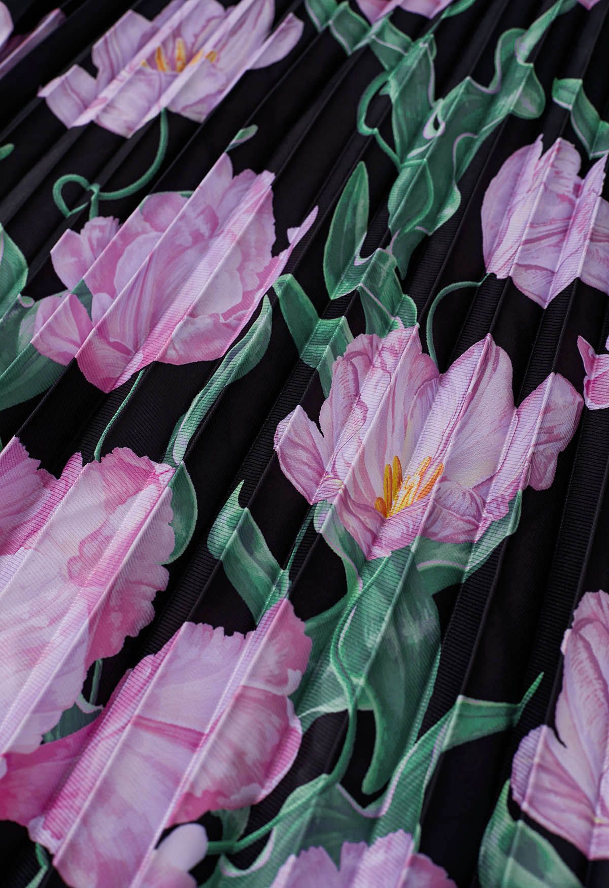 Blossoming Day - Robe longue plissée aquarelle en noir