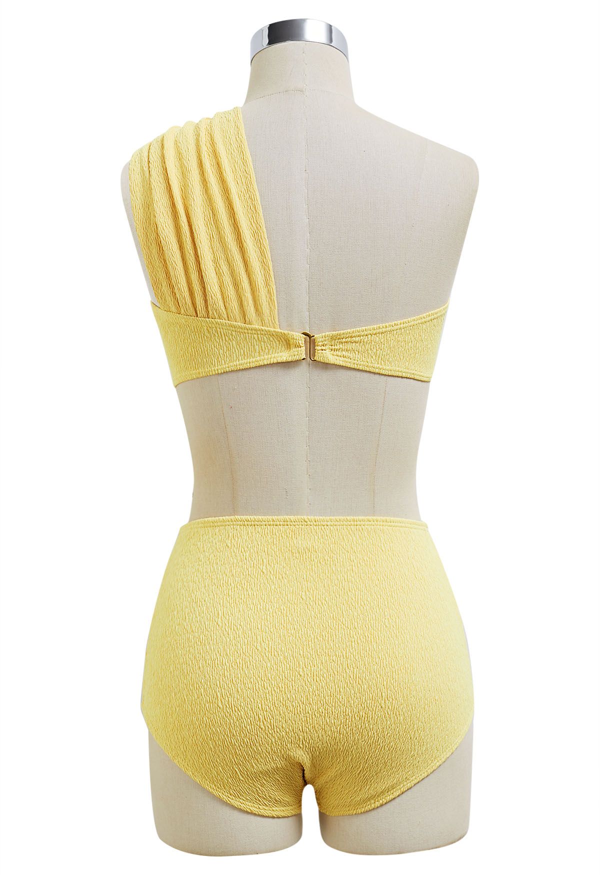 Ensemble de bikini texturé noué à une épaule en jaune