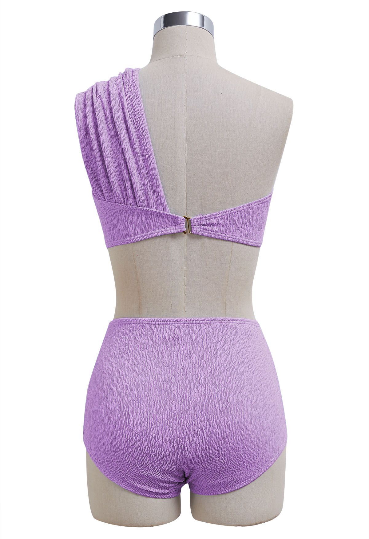 Ensemble de bikini texturé noué à une épaule en lilas