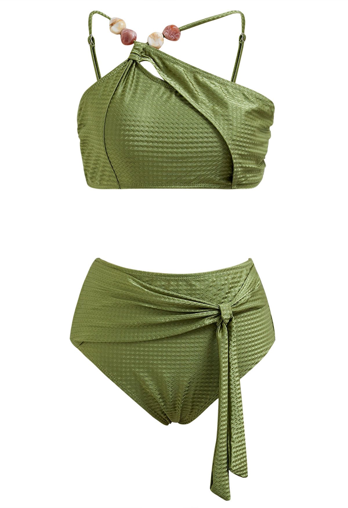 Ensemble de bikini avec nœud papillon et bretelles asymétriques en perles de résine en vert armée