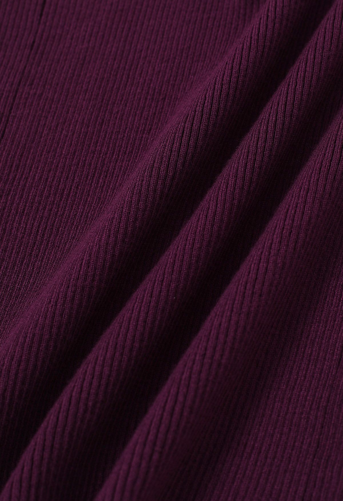 Débardeur en tricot côtelé décoré de boutons en violet