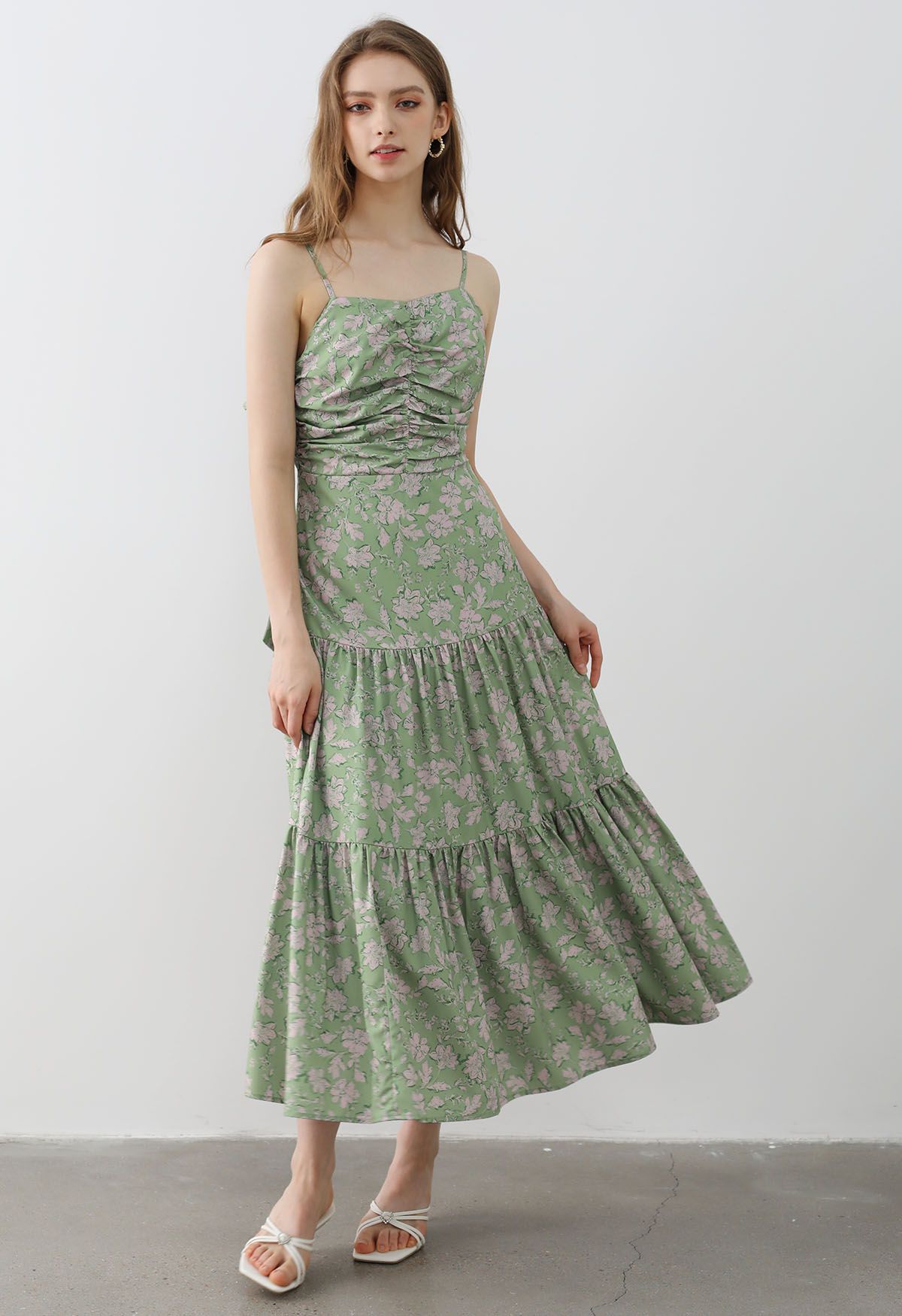 Robe caraco à imprimé floral et nœud papillon au dos en vert