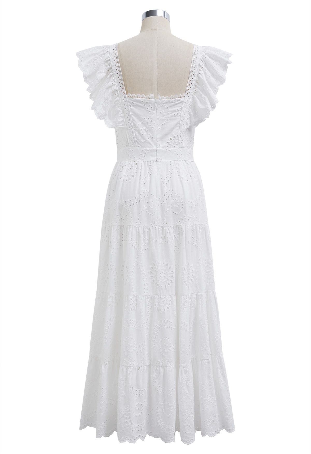 Robe longue brodée d'œillets à encolure en cœur en blanc