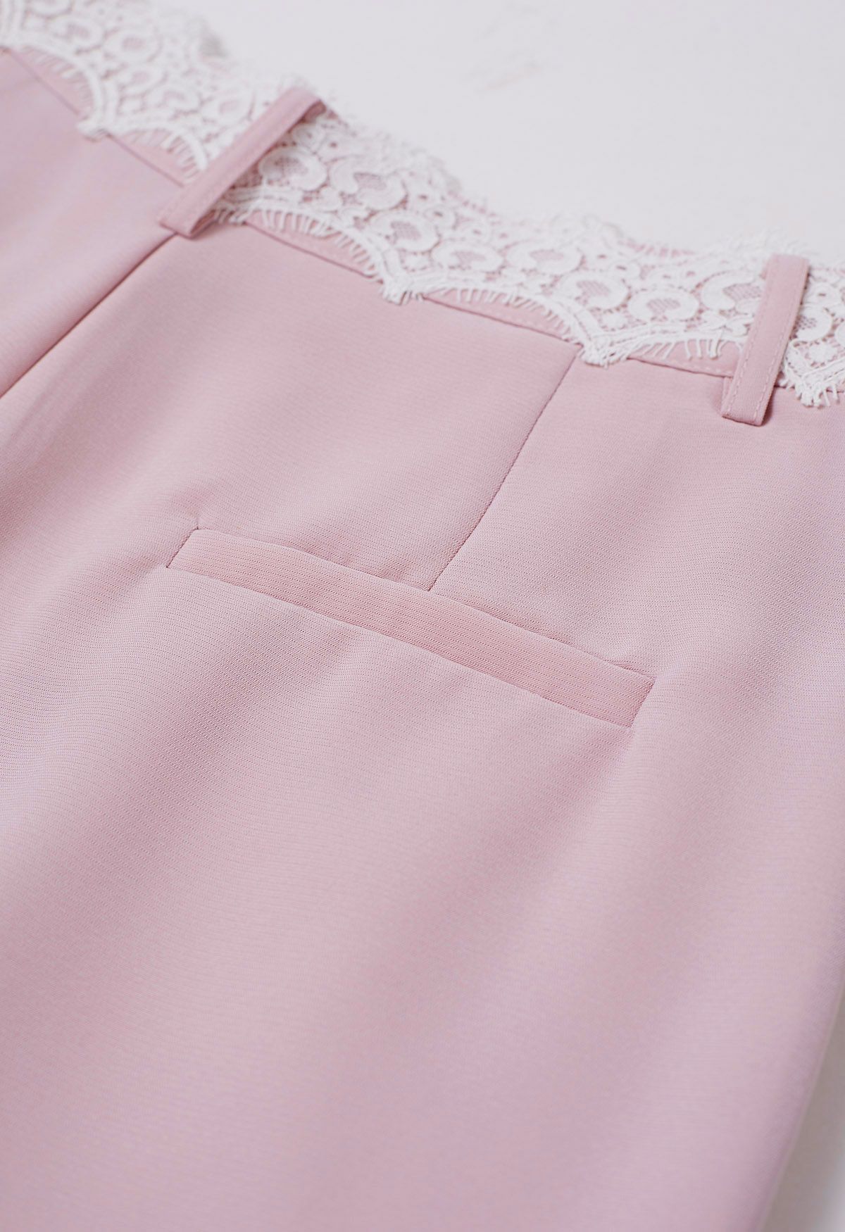 Pantalon droit plissé à taille en dentelle en rose