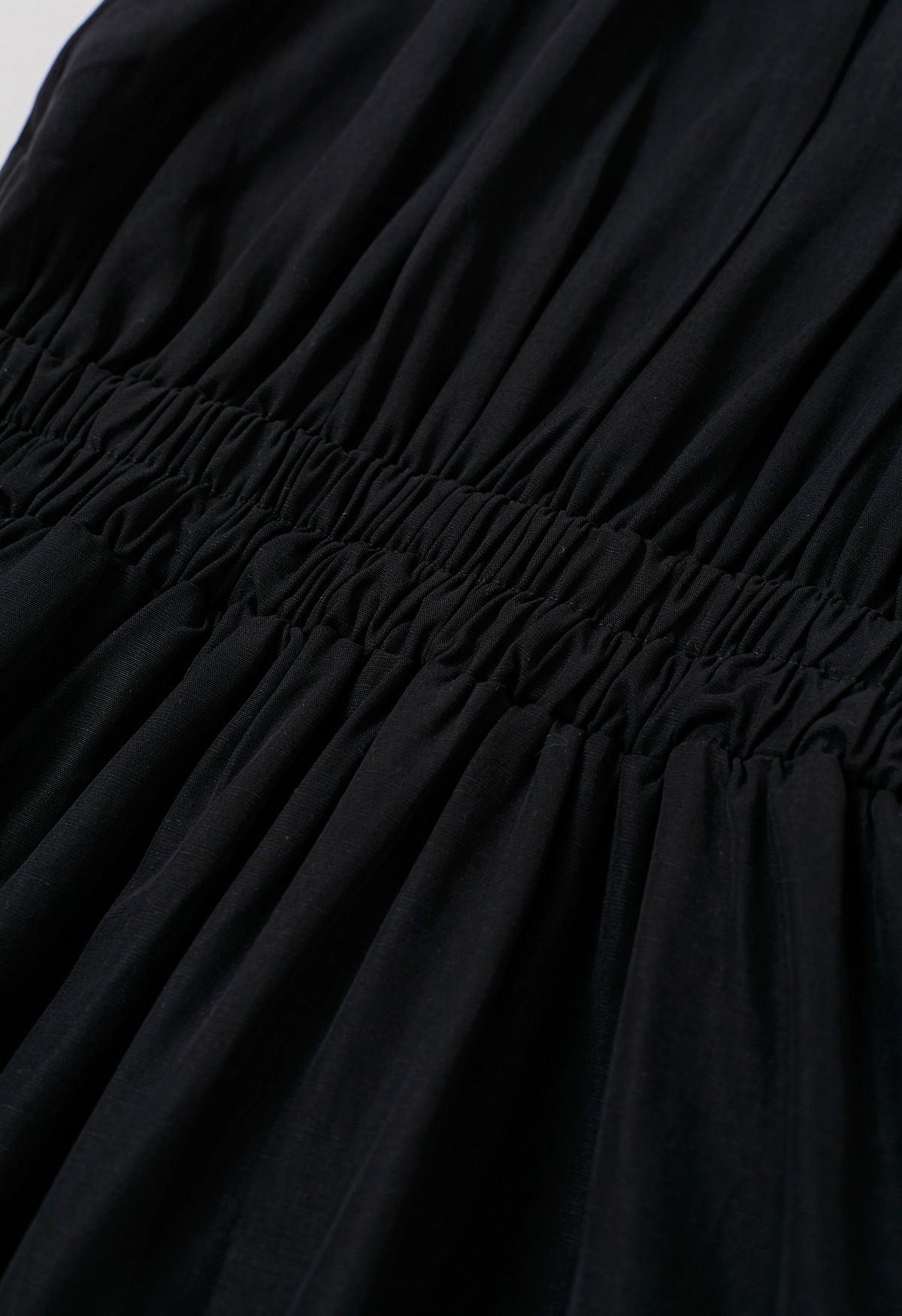 Robe longue dos nu avec nœud à nouer dans le dos en noir