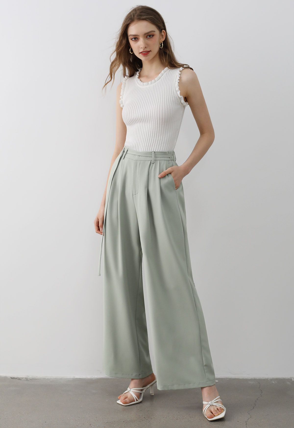 Pantalon Palazzo Plissé à Taille Ceinturée en Vert Pois