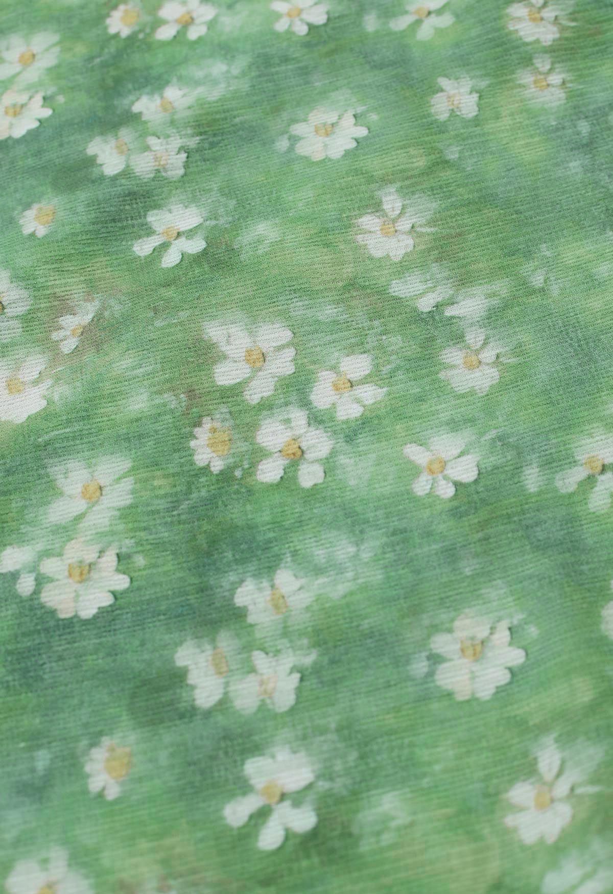 Robe longue à volants et imprimé marguerite en vert