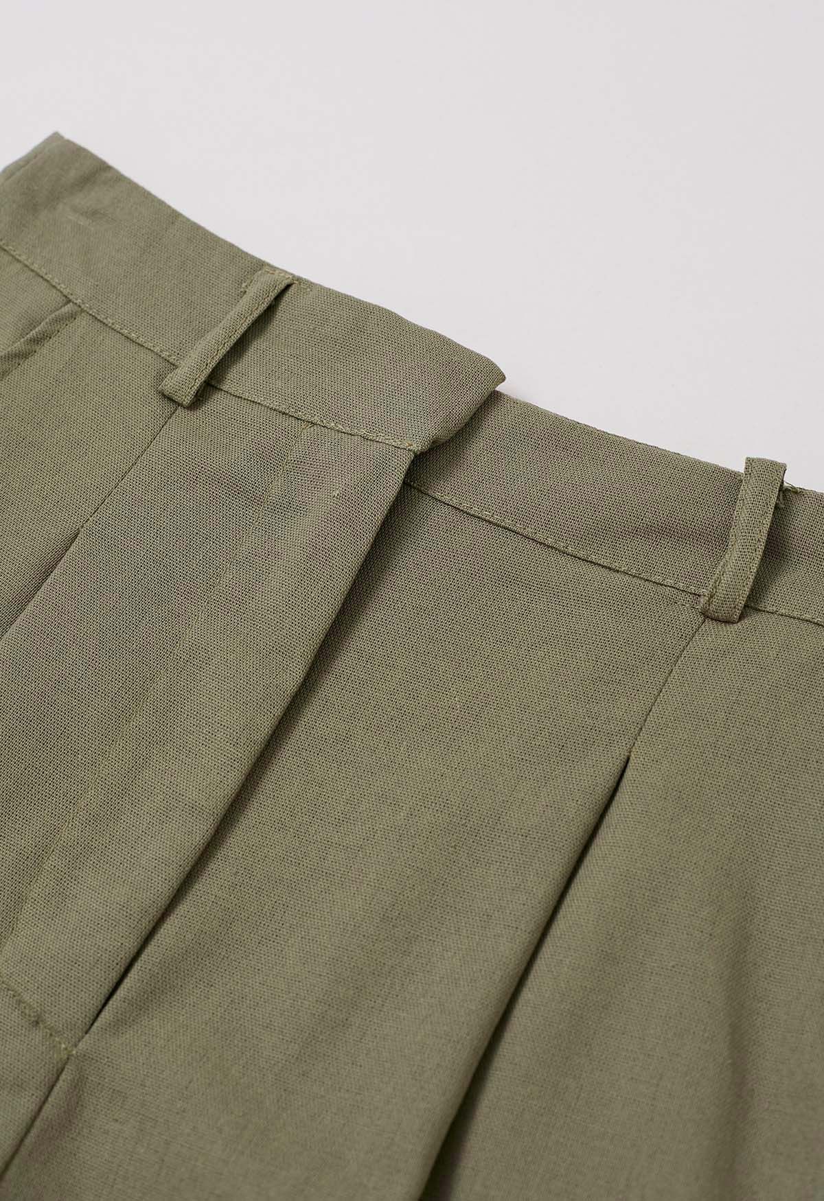 Short plissé en lin mélangé avec poches latérales, vert mousse