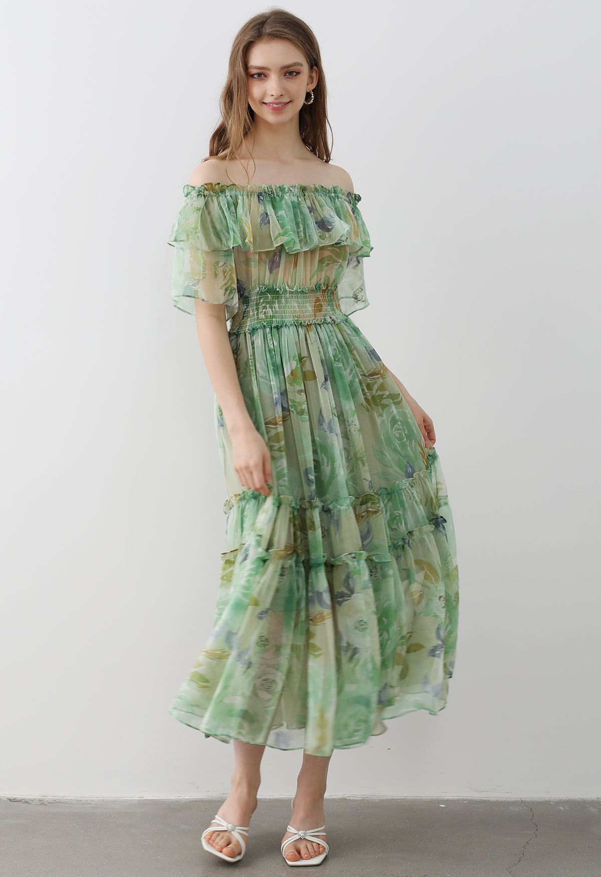 Summer Days - Robe florale en mousseline à volants et épaules dénudées - Vert