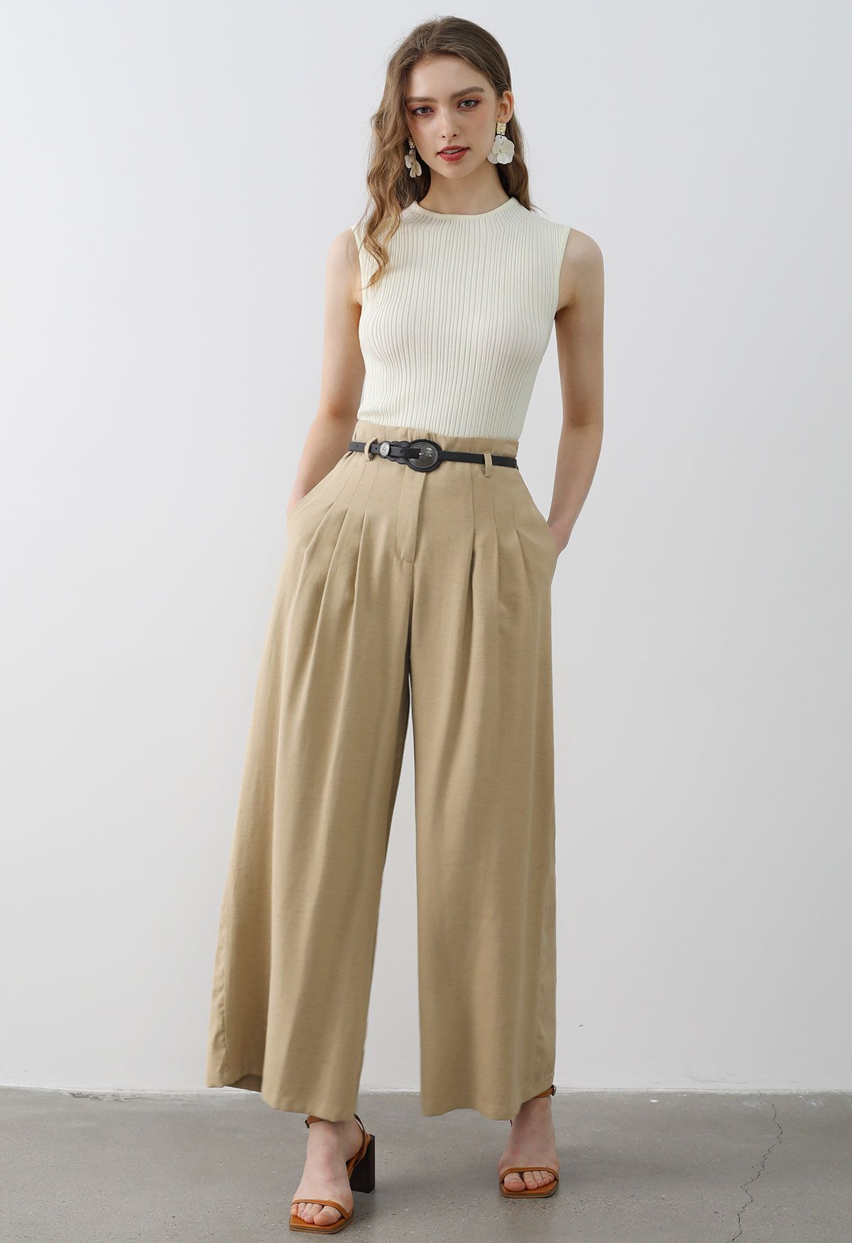 Pantalon Palazzo en lin mélangé avec ceinture à l'ancienne en chameau