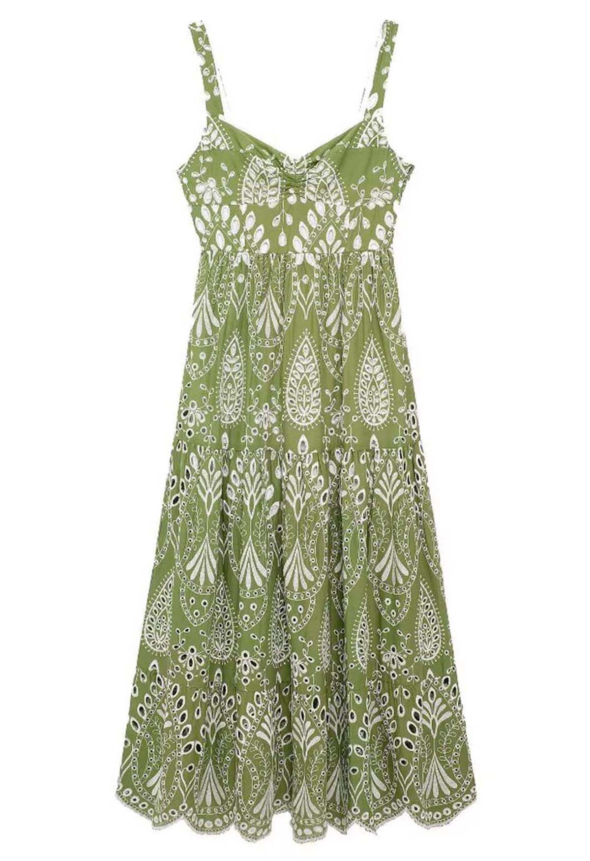 Robe caraco brodée à œillets verte Sunny Poise