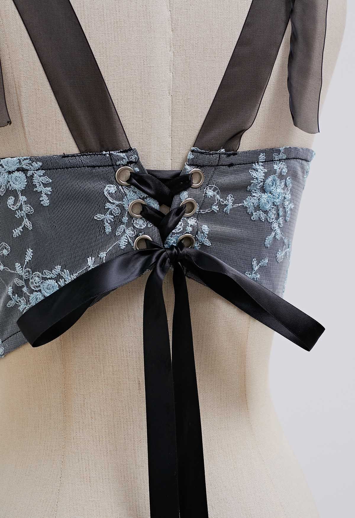 Haut bustier bleu fleuri brodé à bretelles nouées en fumée