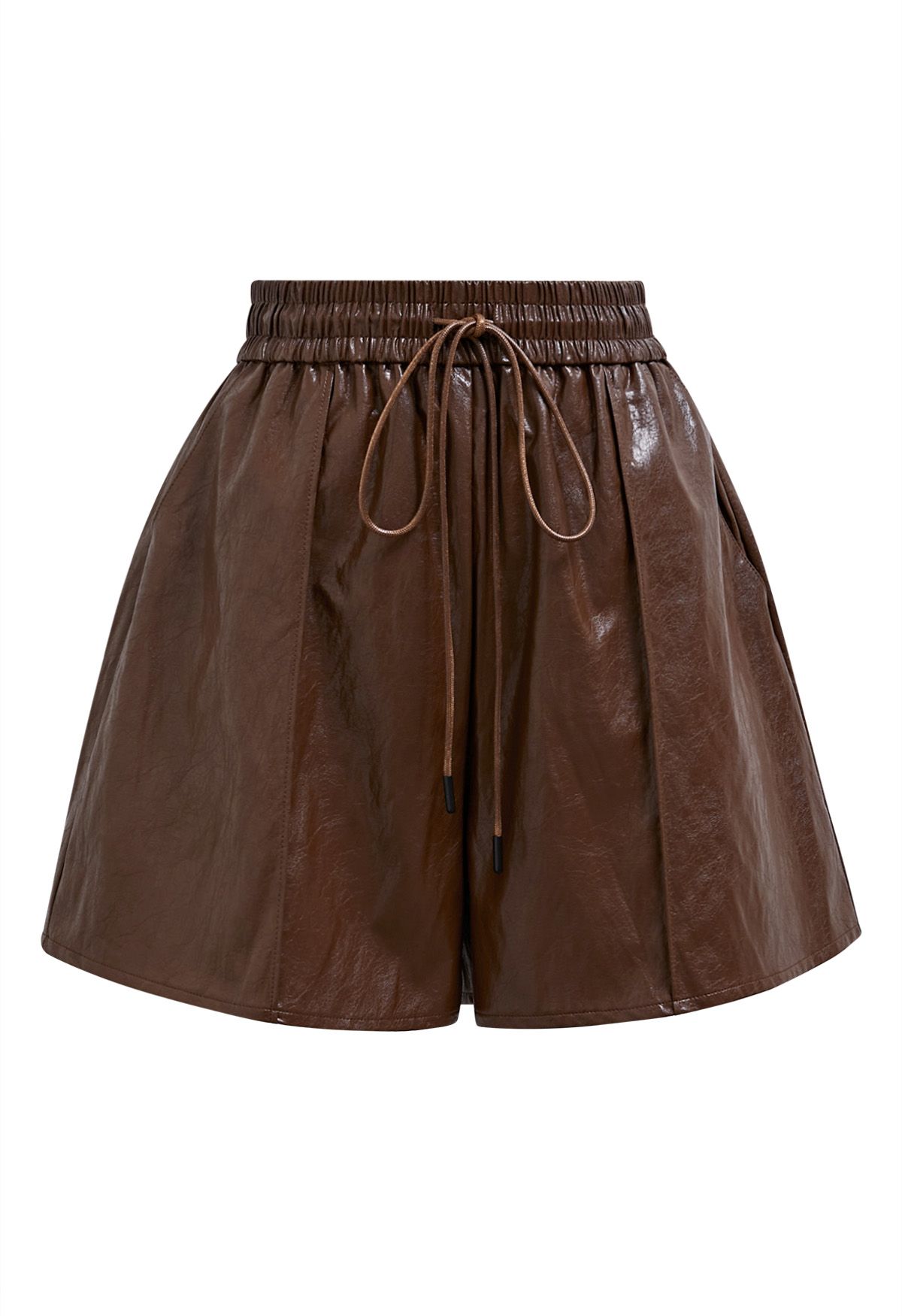 Short en similicuir Urban Chic avec cordon de serrage en marron