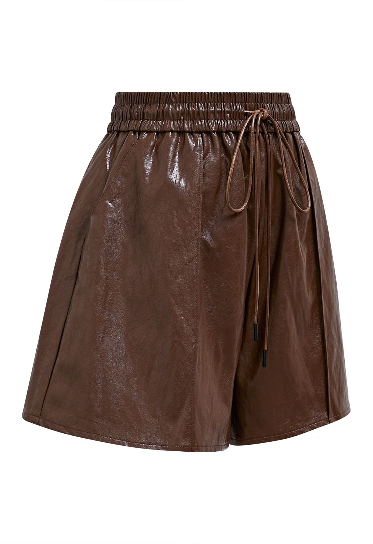 Short en similicuir Urban Chic avec cordon de serrage en marron