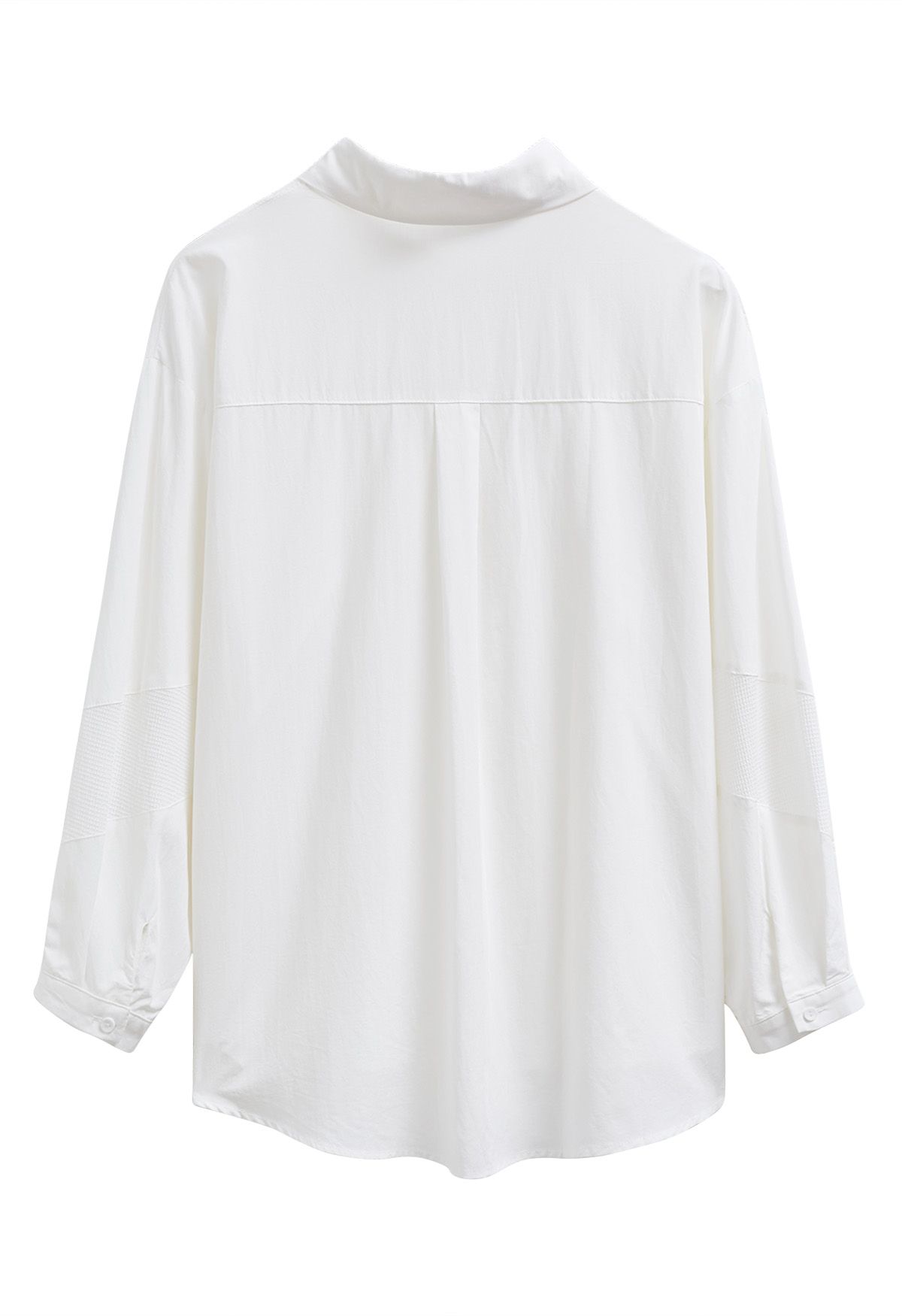 Chemise boutonnée en coton à empiècements géométriques en blanc