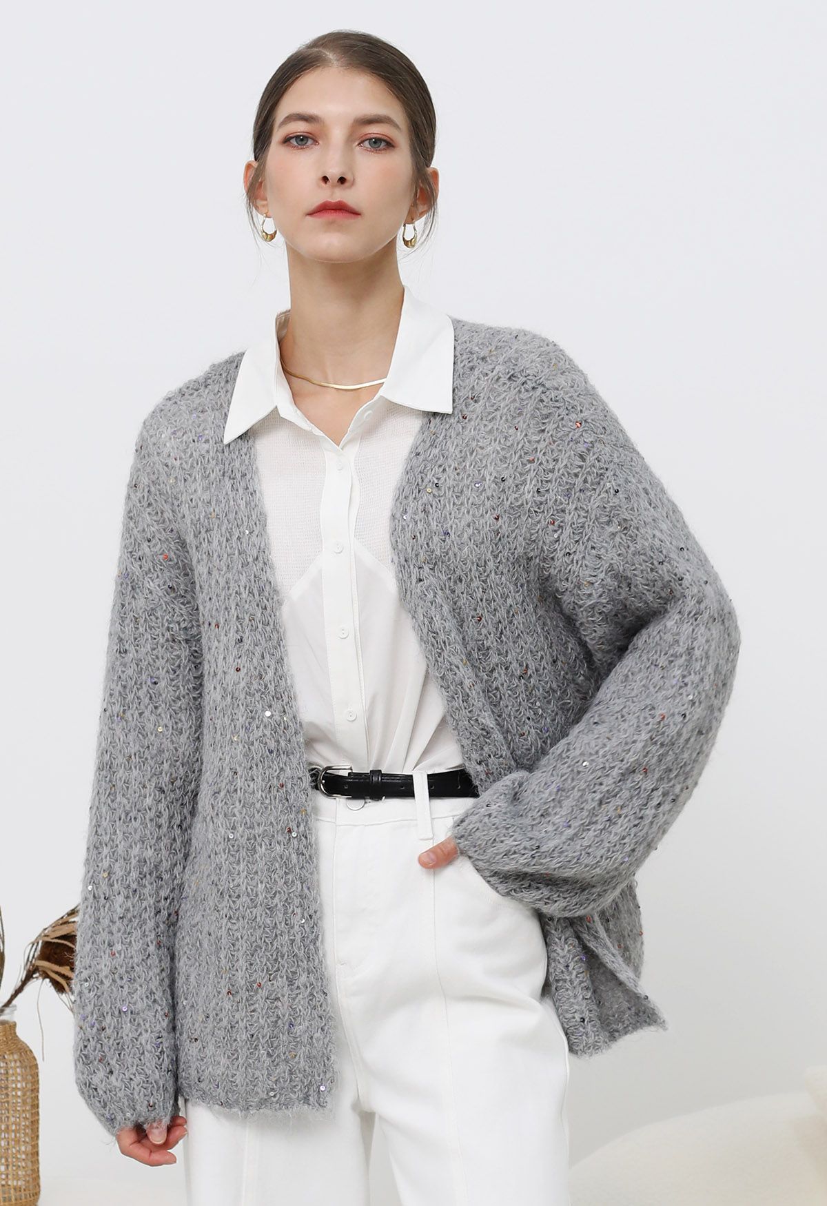 Cardigan en tricot confortable ouvert sur le devant à paillettes colorées en gris