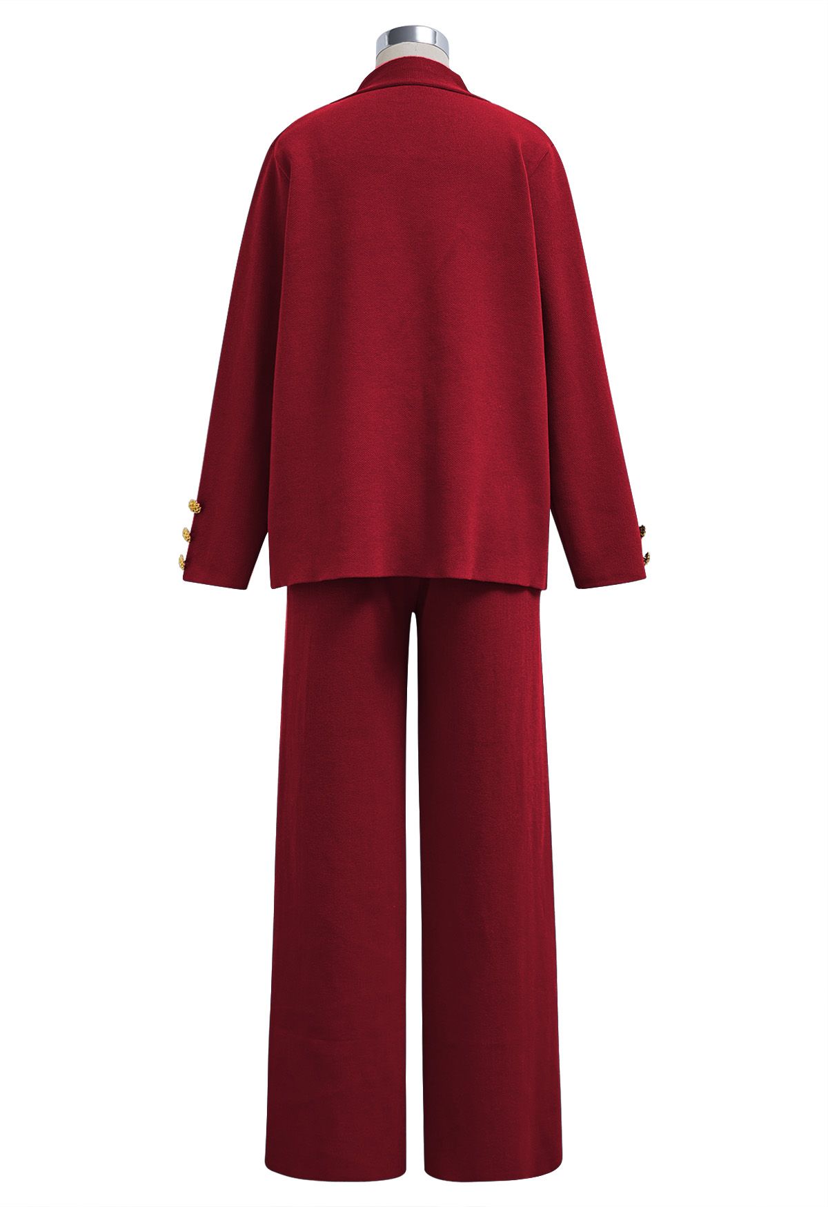 Ensemble cardigan et pantalon en tricot avec poches plaquées et boutons dorés en rouge