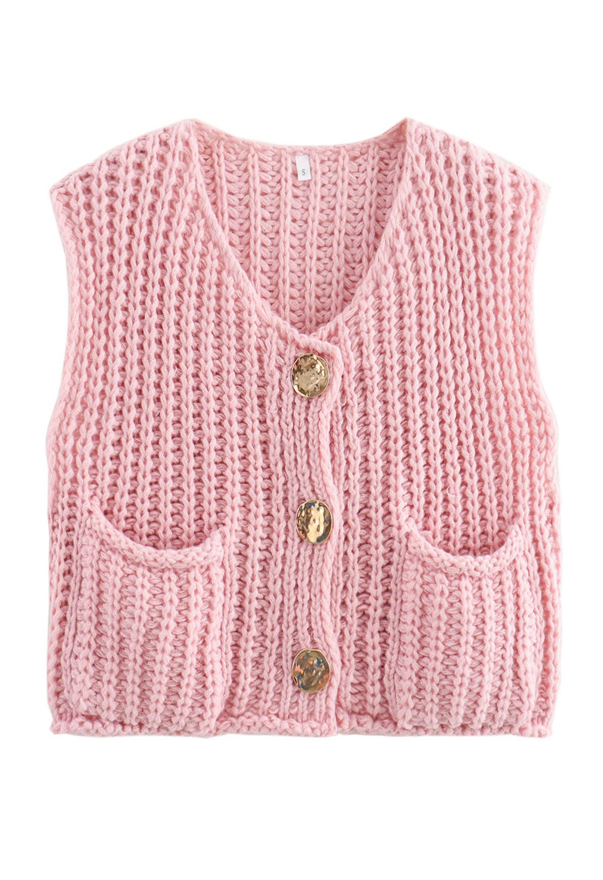 Gilet en tricot épais avec poches plaquées et boutons dorés audacieux en rose