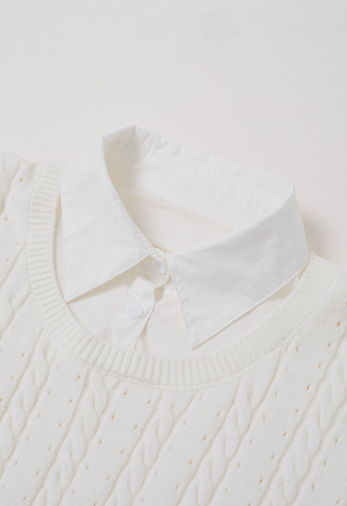 Chemise à col en tricot faux deux pièces en blanc