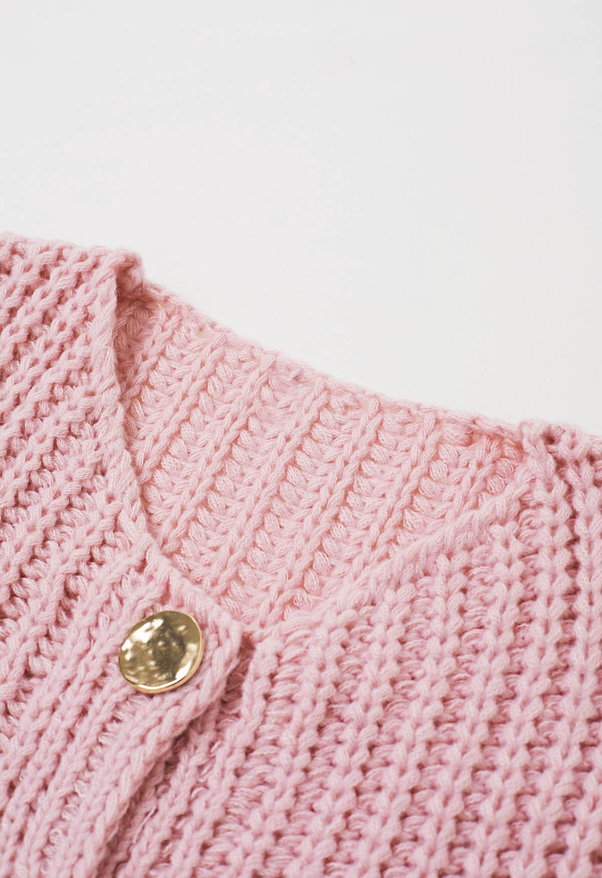 Gilet en tricot épais avec poches plaquées et boutons dorés audacieux en rose