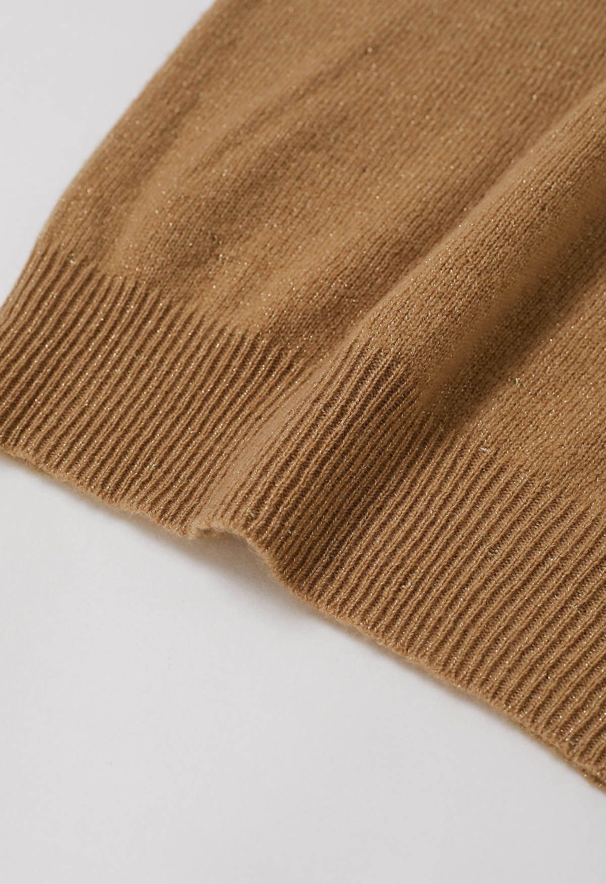 Pull col montant en laine avec fil métallique intégral couleur caramel