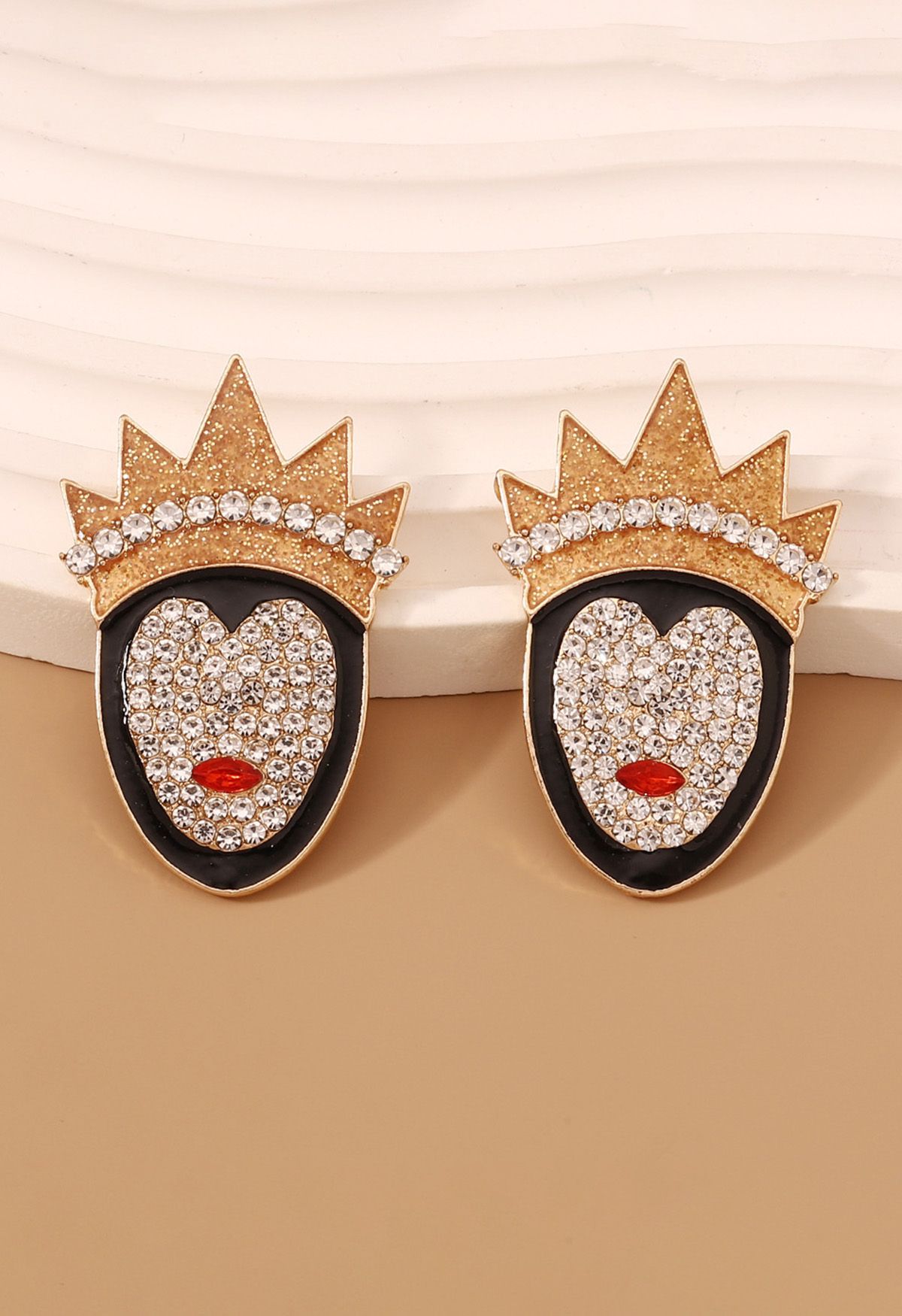 Boucles d'oreilles en strass avec couronne de reine