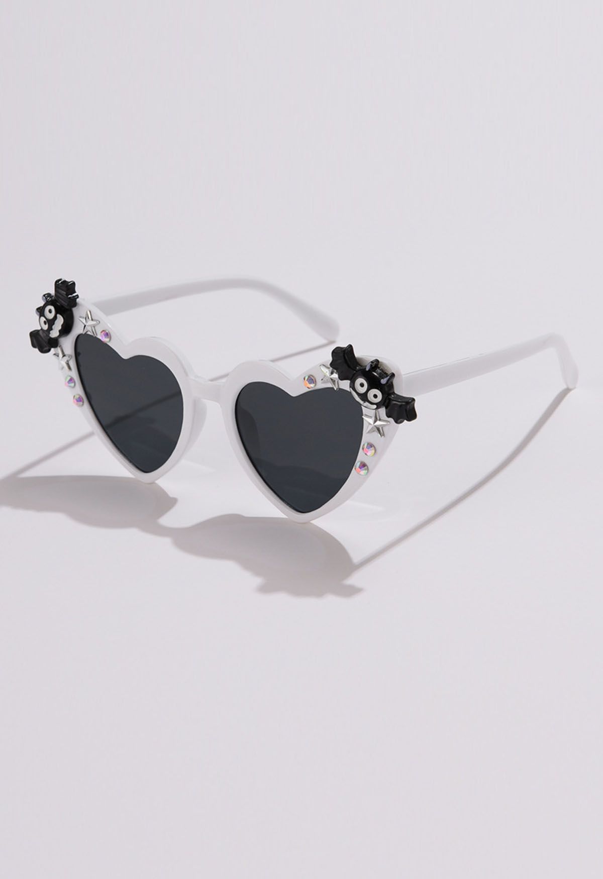 Lunettes de soleil amusantes en forme de cœur avec motif de chauve-souris