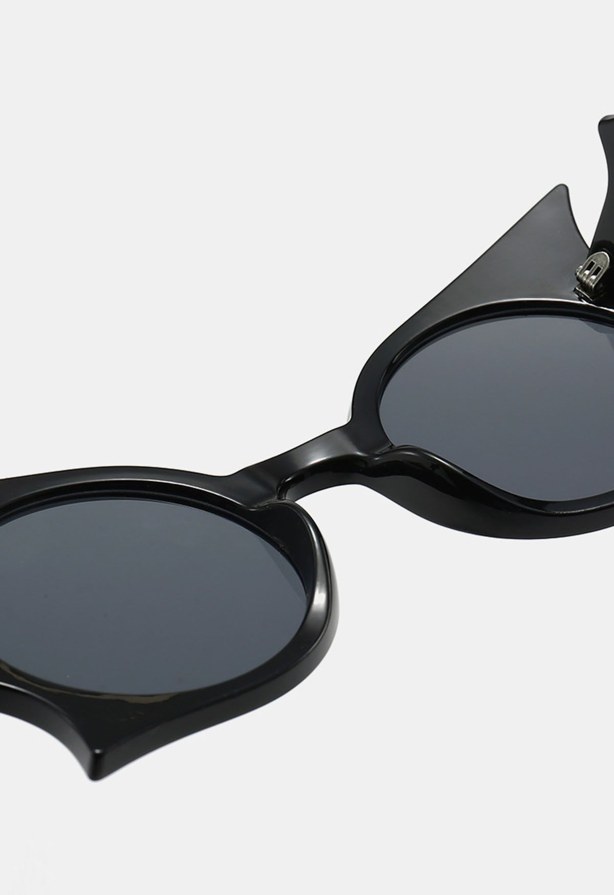 Lunettes de soleil Midnight Bat Wing en noir