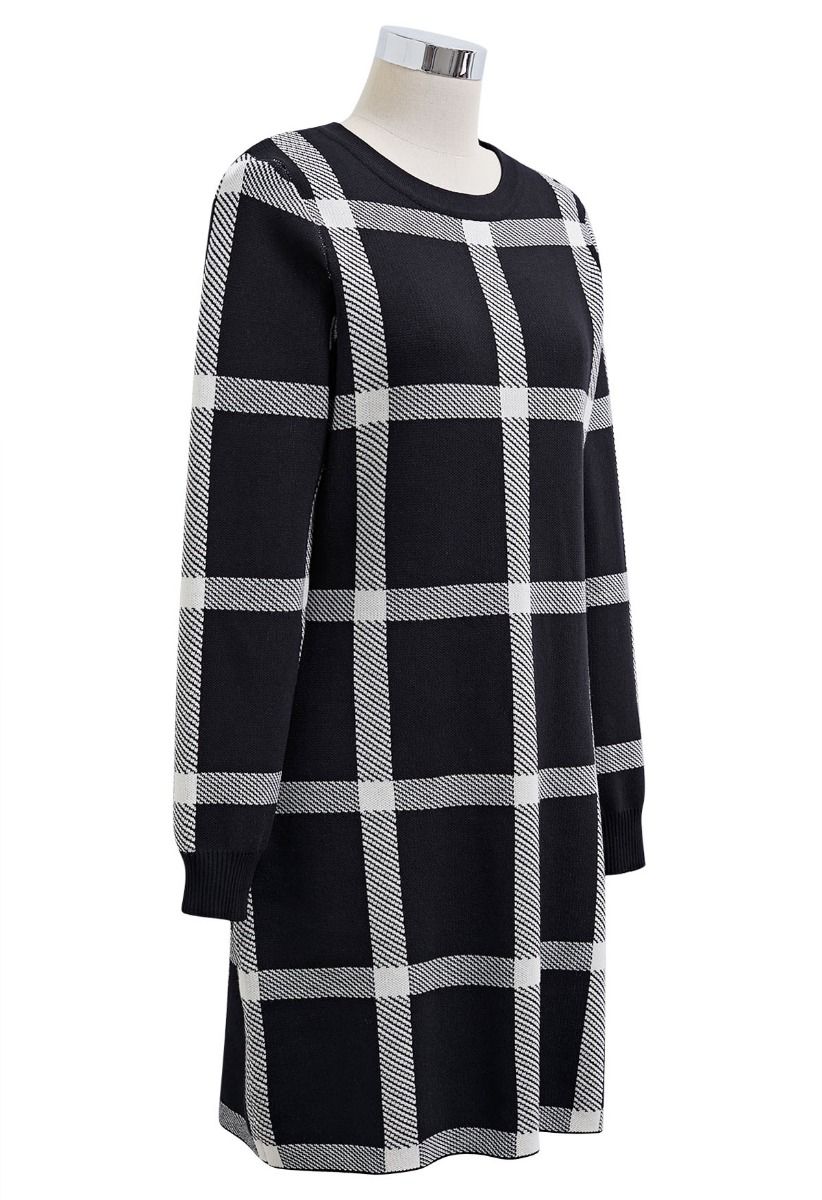 Robe pull à carreaux d'automne en noir