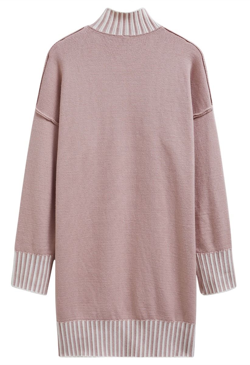 Robe pull en tricot à rayures contrastées et col montant en rose poudré