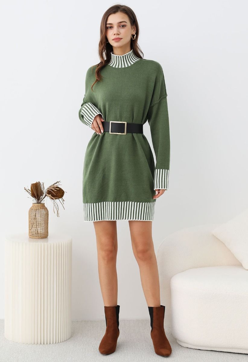 Robe pull en tricot à rayures contrastées et col montant en vert