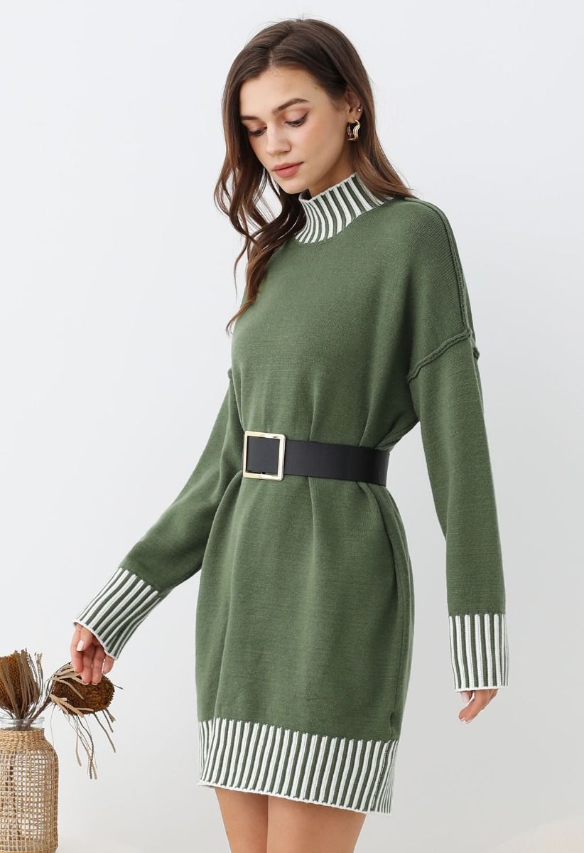 Robe pull en tricot à rayures contrastées et col montant en vert