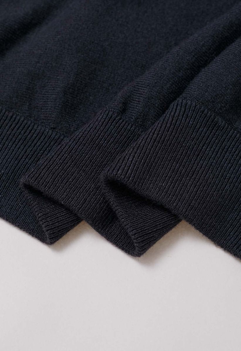 Cardigan minimaliste en tricot côtelé ouvert sur le devant en couleur fumée