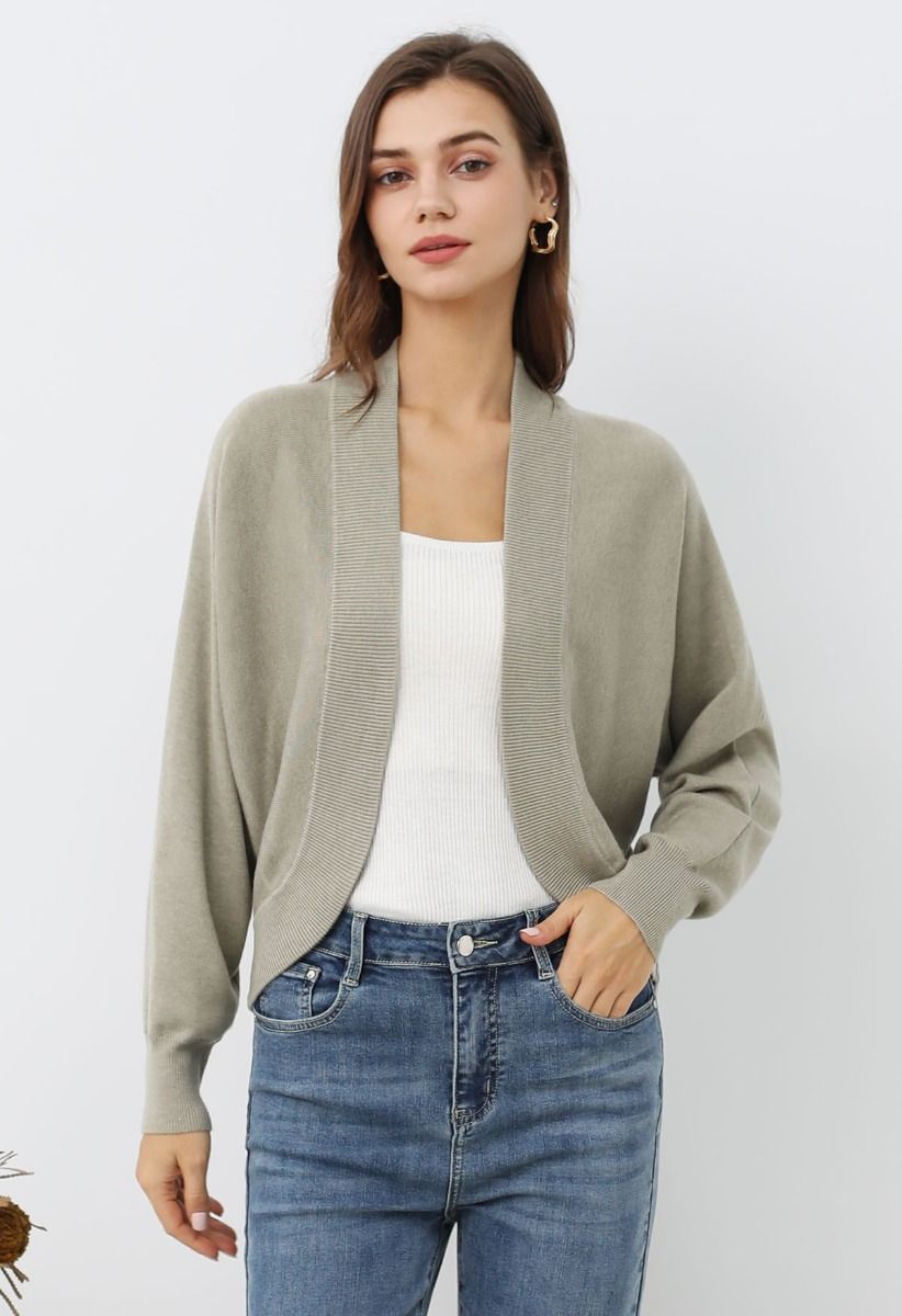 Cardigan minimaliste en tricot à bords côtelés et ouvert sur le devant en kaki