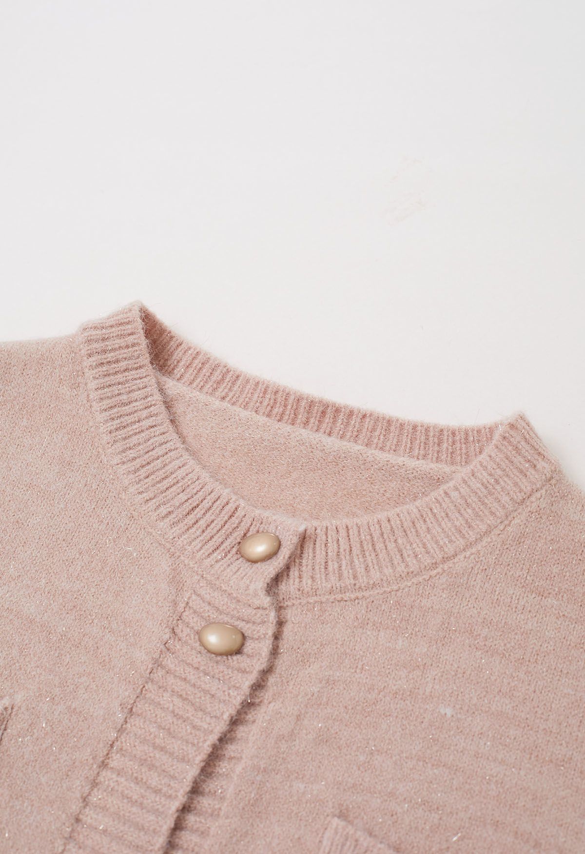 Cardigan élégant en tricot à franges scintillantes et boutons en rose clair