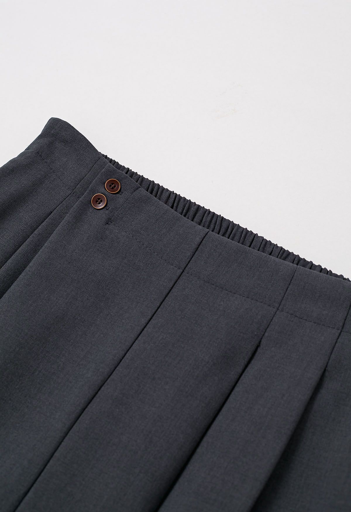 Pantalon Palazzo à plis boutonnés et élégant sans effort en gris